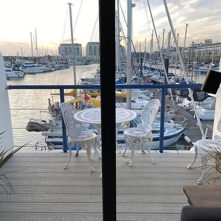 Seascape - Floating Home At Brighton Marina With Free Parking Bagian luar foto